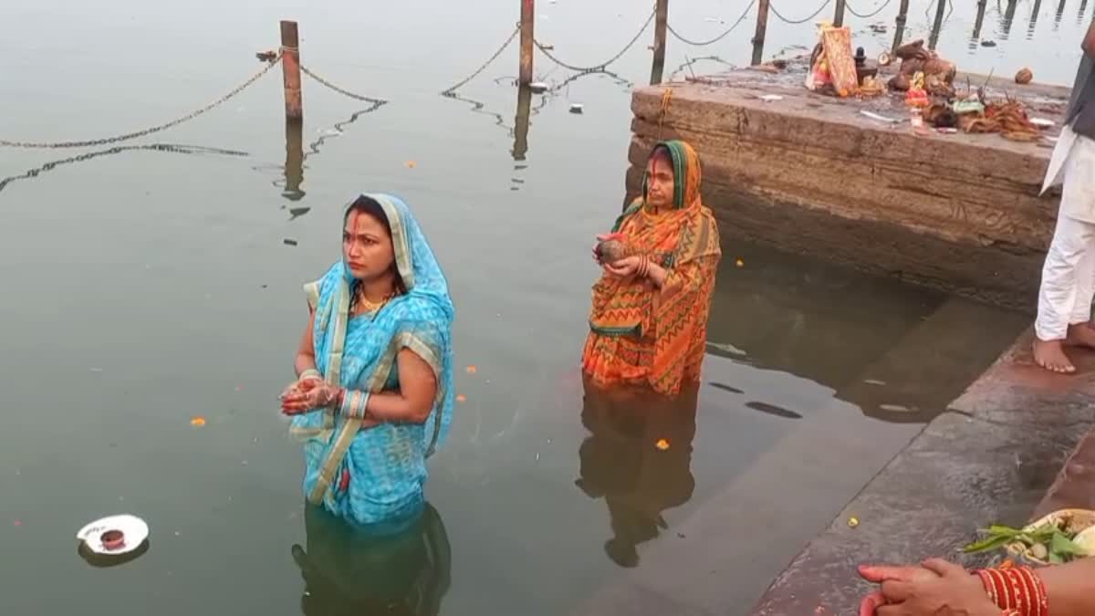 chhath festival celebrated in Narmadapuram