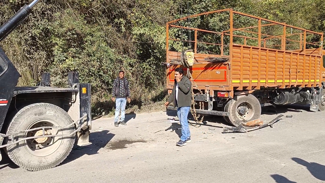 Solan Accident News