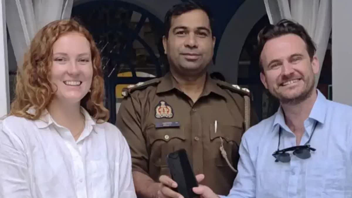 A couple from Australia, travelling from Banaras to Tundla on Tuesday, left behind the latest model of the iPhone 16 on the train.