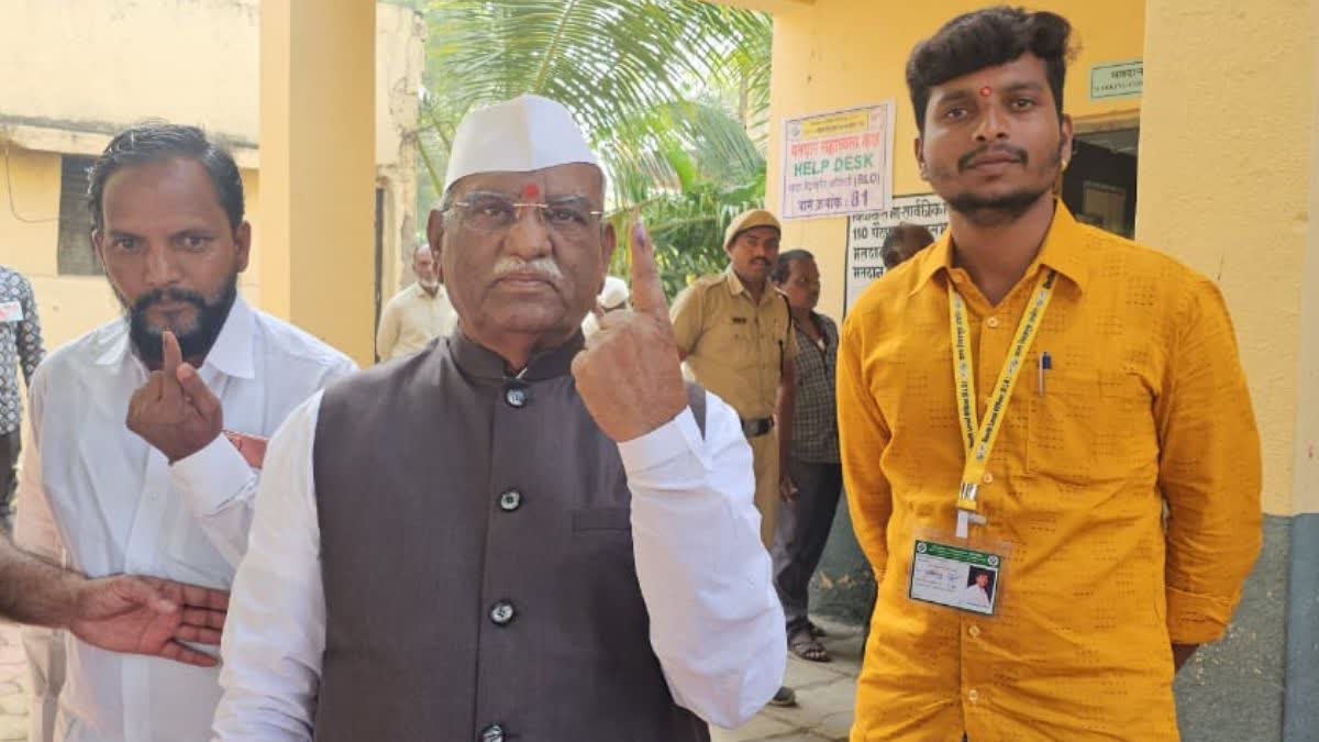 Governor Haribhau Bagade Cast Vote