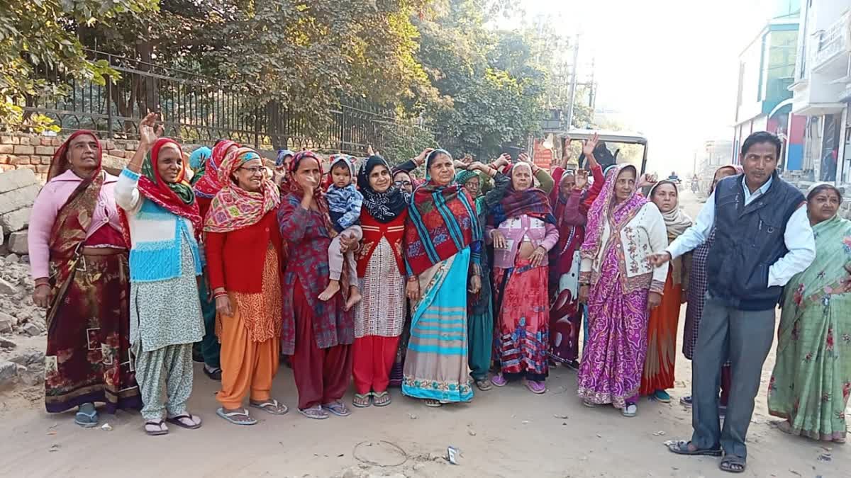 Protest in Bhiwani regarding road construction