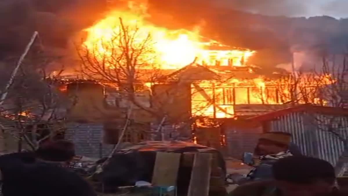 3 STOREY HOUSE BURNT IN SHIML