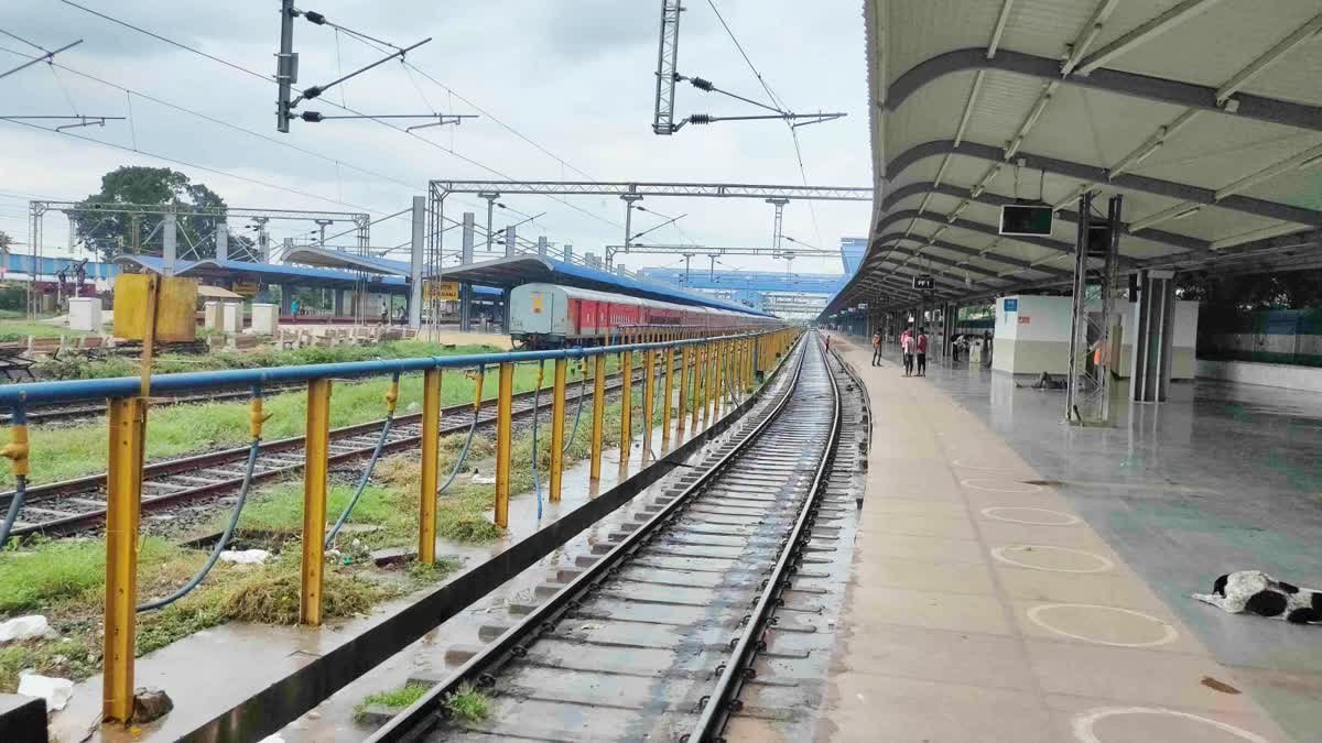 Bhopal railway Non interlocking work at Sant Hirdaram Nagar