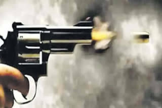 During encounter between gangster and police, the gangster was shot dead by police. The gangster was involved in 3 murder cases. Further, the police recovered one pistol and 2 kg of heroin near the canal