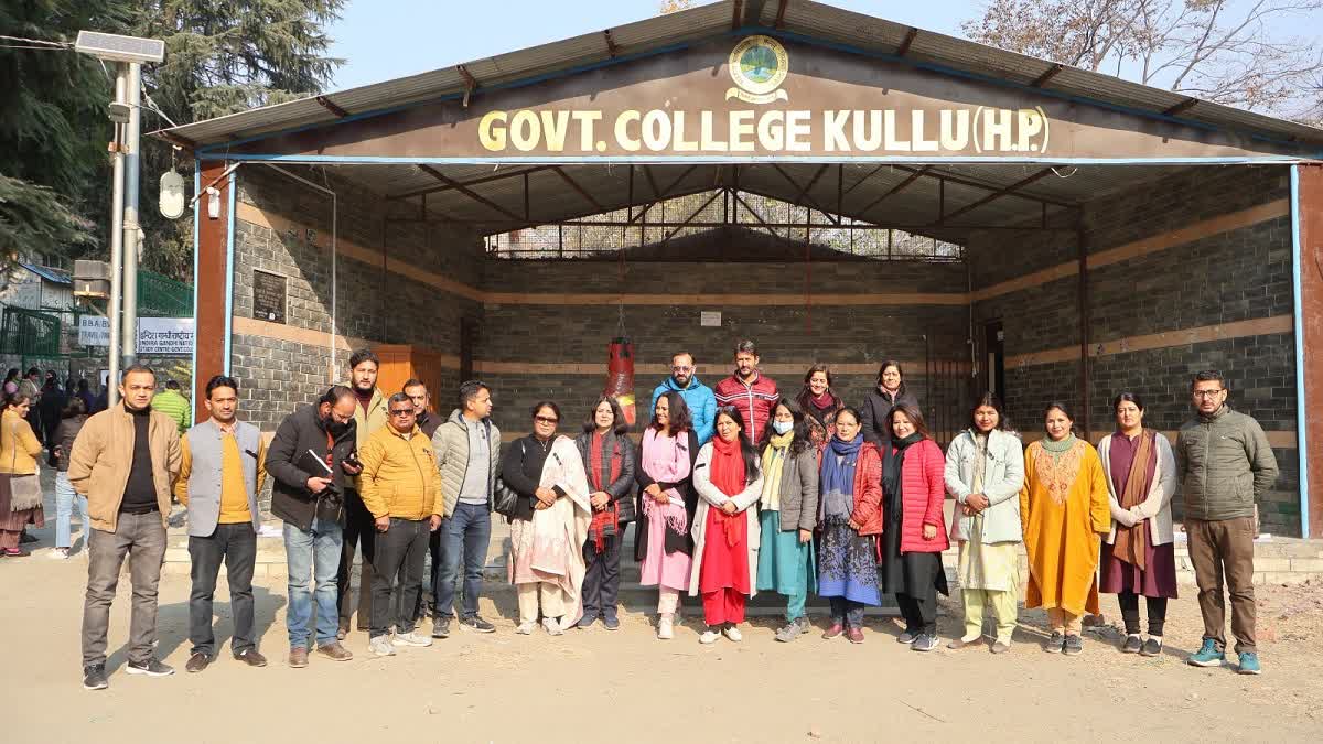 Kullu college lecturers Protest