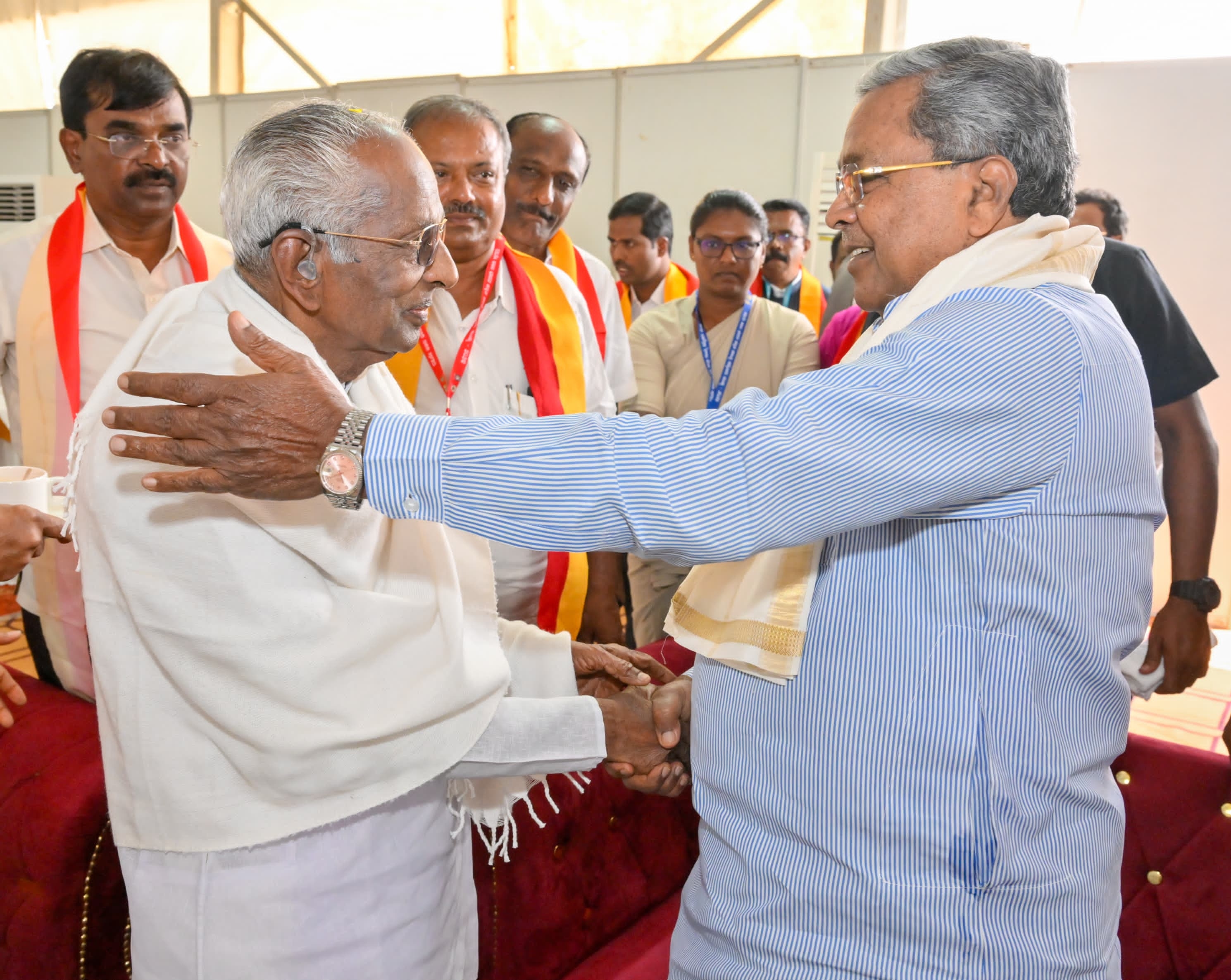 G R Channabasappa and CM Siddaramaiah