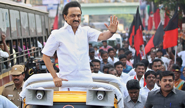 cm stalin creating new avatar in tamilnadu politics, முதலமைச்சர் ஸ்டாலின், திமுக தலைவர் ஸ்டாலின், சிஸ்டத்தை கட்டமைக்கும் ஸ்டாலின்