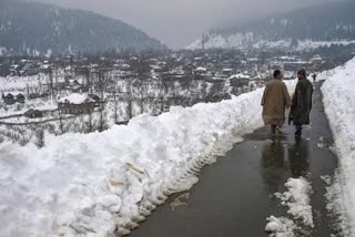 Minimum temperature in Srinagar falls to minus 4.8 deg C