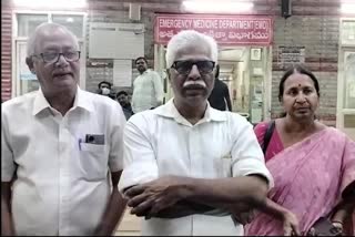 CPM Srinivasa Rao Visit The Anganwadis in Hospital