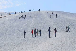 sinthan-top-becoming-tourists-attraction-this-winter-in-kashmir