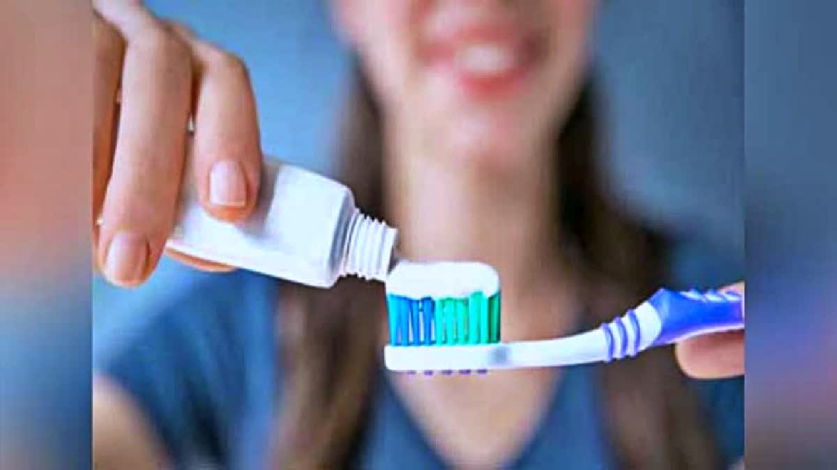 Dos And Don'ts of Toothbrush Storage