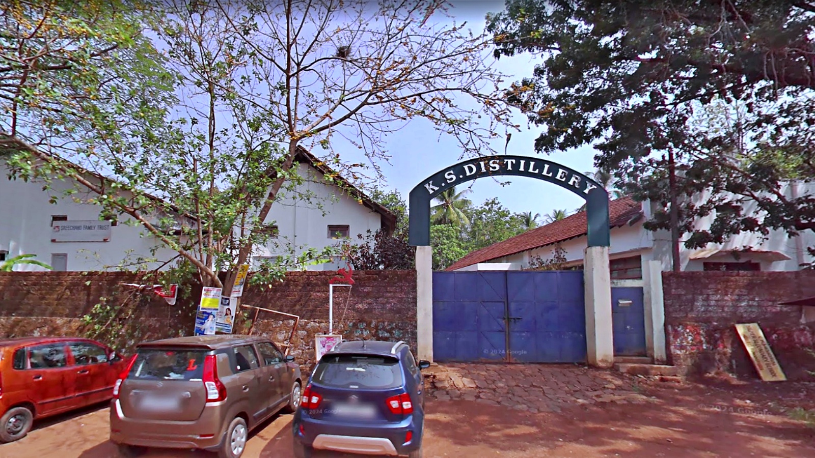 BRUVERY DISTELLERIES  LIQUOR MANUFACTURING  BREWERY DISTILLERY ROW  KERALA LIQUOR MANUFACTURING