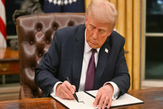 DONALD TRUMP TAKES OATH