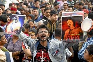 People stage a protest near the Sealdah court during the pronouncement of sentence in the RG Kar Case