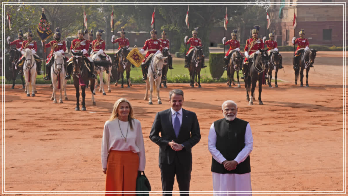 ৰাজঘাটত মহাত্মা গান্ধীৰ সমাধিত পুষ্পাঞ্জলি গ্ৰীচ প্ৰধানমন্ত্ৰীৰ