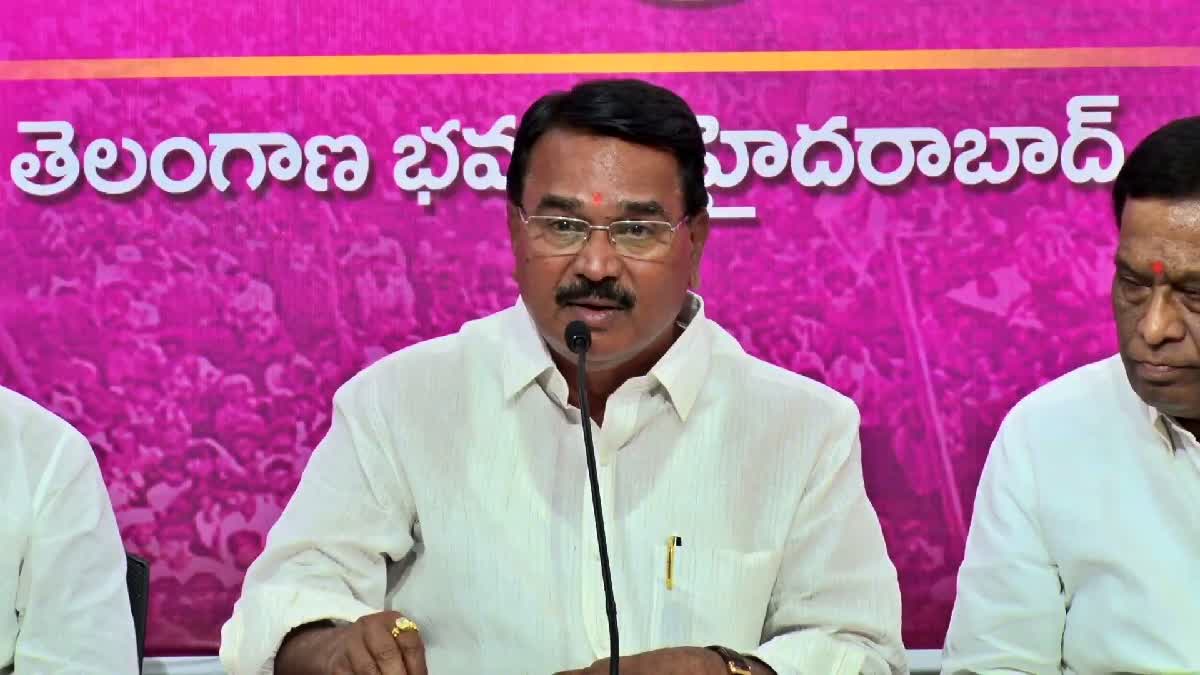 BRS Leader Niranjan Reddy Fires on Congress