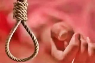 volunteer_committed_suicide_in_ananatapur_district