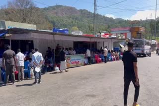 Merchants evacuated  Idukki  court order  ഇടുക്കി പൂപ്പാറ  56 കൈയേറ്റങ്ങൾ