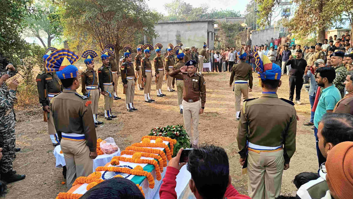 Martyr CRPF jawan Mahimanand Shukla