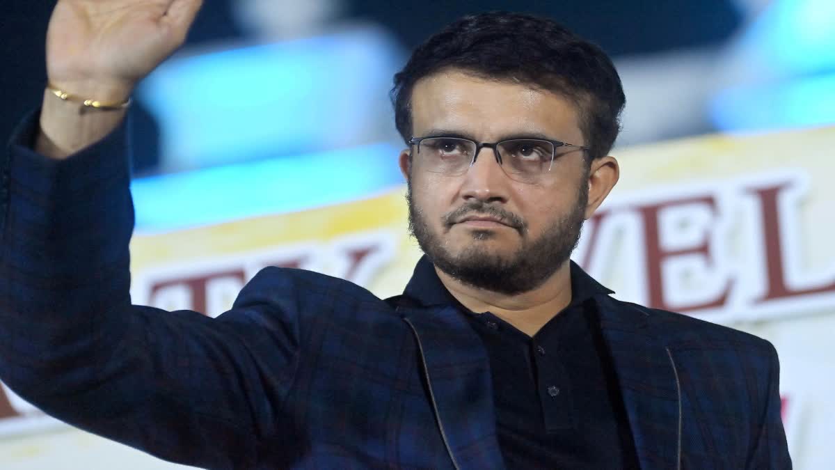 SOURAV GANGULY MEETS ACCIDENT