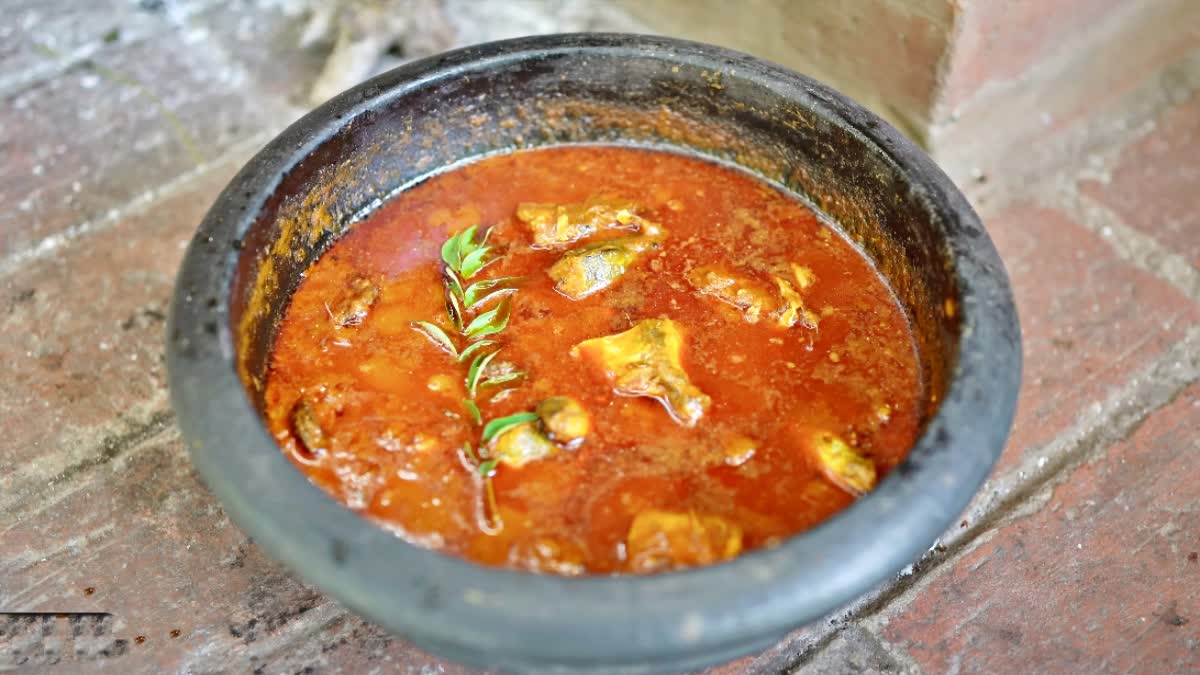 Kerala Style Fish Curry in Telugu