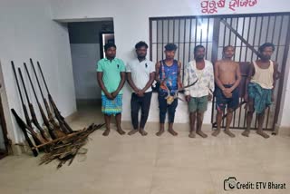 6 Hunters Arrested