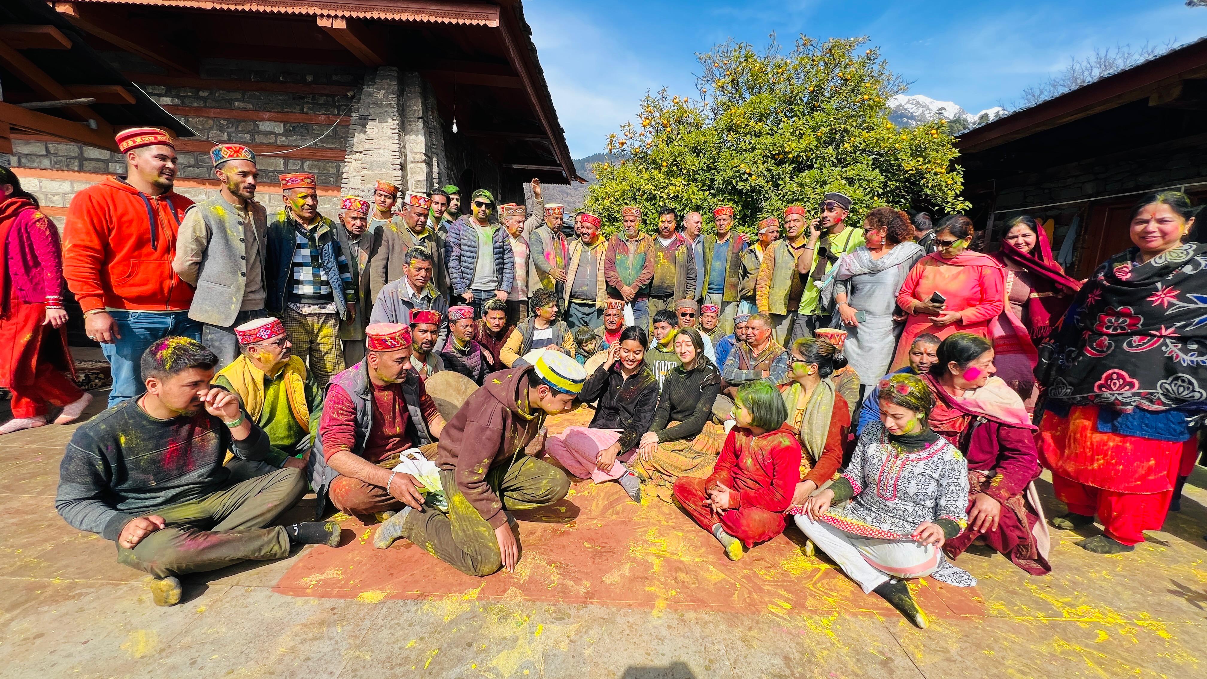 Kullu Special Holi