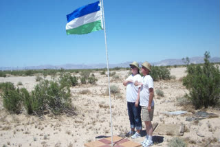 This is the smallest country in the world? Its name is Republic of Molossia, see the pictures of this country