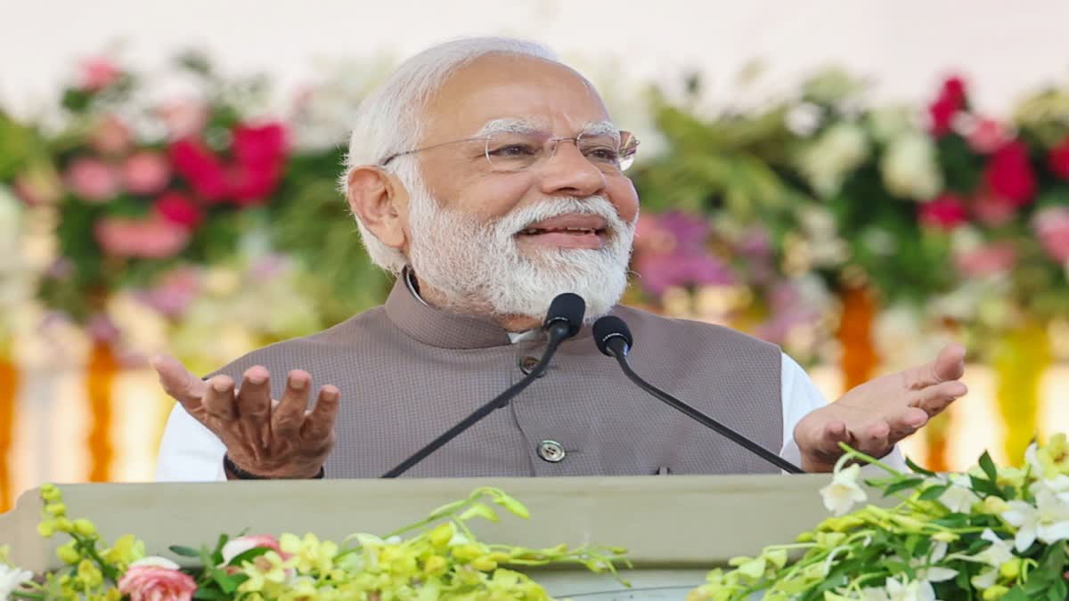 PM Modi on Mahavir Jayanti says country a safe haven for humanity(photo IANS)