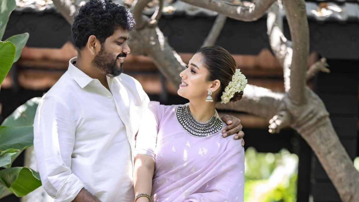 Eyes Only For Each Other! Nayanthara And Vignesh Shivan Storm Social ...