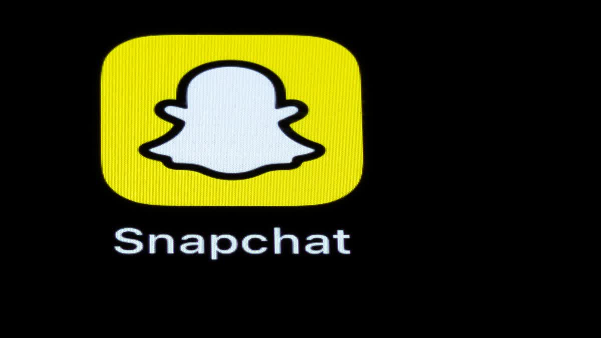 Snapchat Add Watermark On AI Images