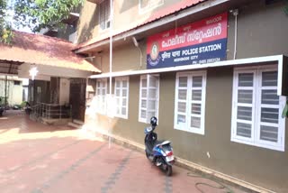 VOTTING ISSUE IN PERUVAYAL  IRREGULARITY IN VOTING PERUVAYAL  പെരുവയലിൽ വോട്ട് മാറി ചെയ്‌ത സംഭവം  ONE OFFICER IN CUSTODY