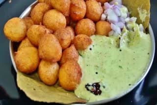 crispy_chitti_punugulu_recipe_in_telugu