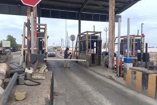 Toll Booth Vandalised in Thoothukudi; Two Staff Injured