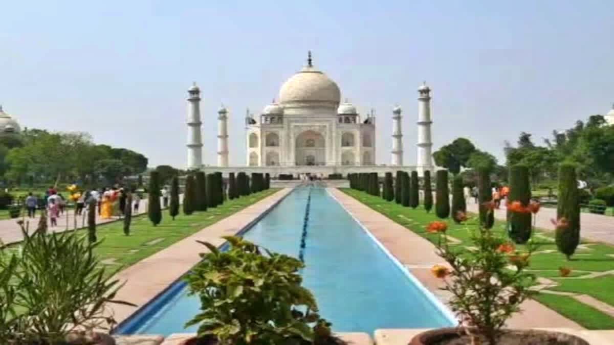 TAJ MAHAL TEJO MAHALAY CONTROVERSY  TAJ MAHAL PLEA POSTPONED  താജ്‌മഹലില്‍ ഹിന്ദു വിഗ്രഹം ഹര്‍ജി  താജ്‌മഹല്‍ തേജോമഹാലയം വിവാദം