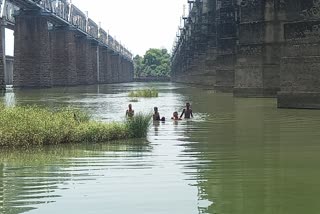 NARMADAPURAM 2 MINOR DIED DROWNING