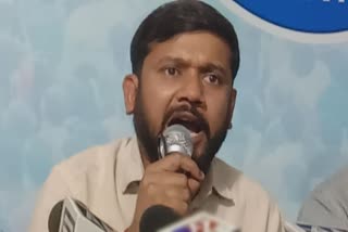 कन्‍हैया कुमार पर हमला करने वाला शख्‍स ग‍िरफ्तार