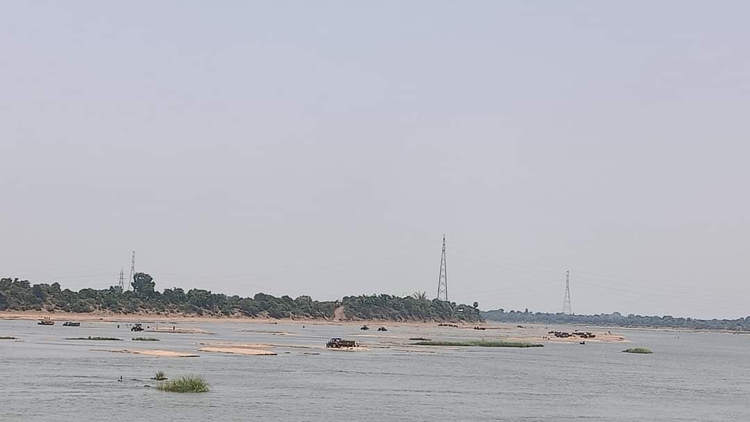 sand mining narmada river