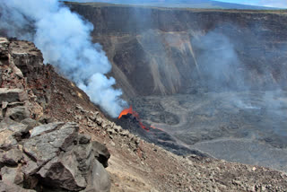 Hawaii volcano stops erupting, putting an end to stunning lava show