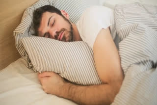 Study finds connection between adolescent sleep and overall health