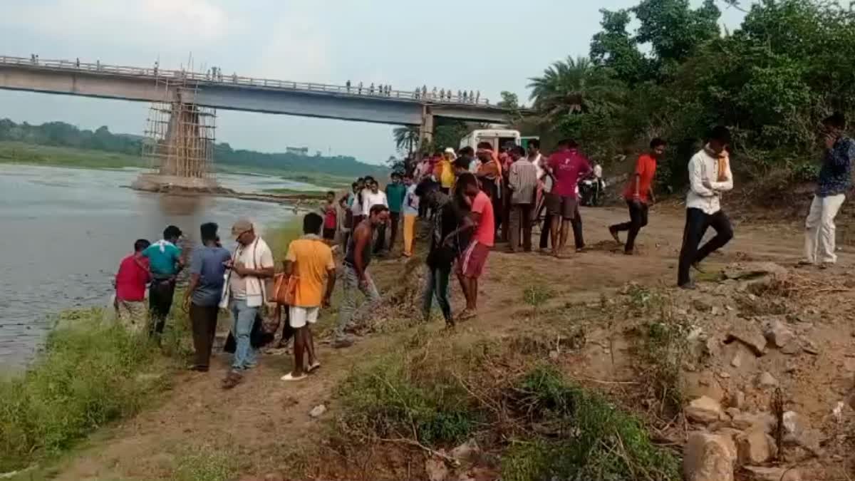 Two Youths Drowned In Damodar River