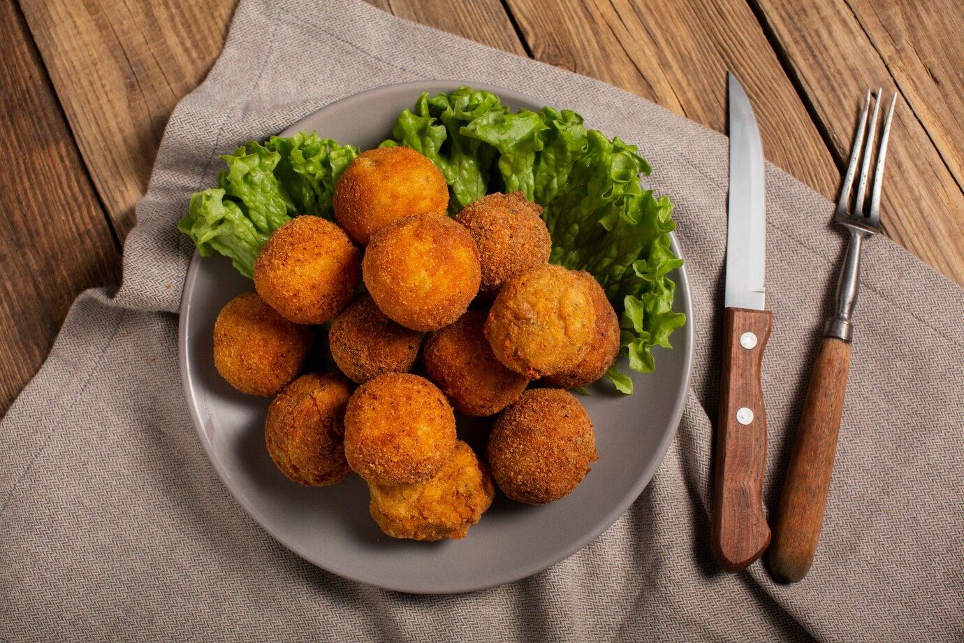 Prepare delicious and nutritious cutlets using leftover roti and vegetables