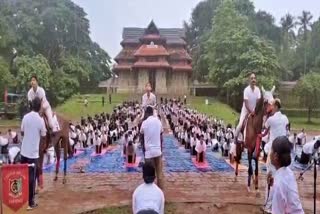 INTERNATIONAL YOGA DAY  NCC YOGA DAY CELEBRATION THRISSUR  എൻസിസി അശ്വാരൂഢ യോഗാഭ്യാസം  എൻസിസി യോഗ പരിശീലനം