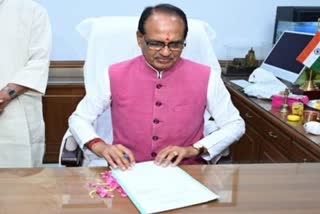 Agriculture Minister Sivaraj Singh Chouhan