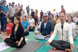 ACTOR JACKIE SHROFF  STAY HEALTHY BY DOING YOGA  WORLD YOGA DAY