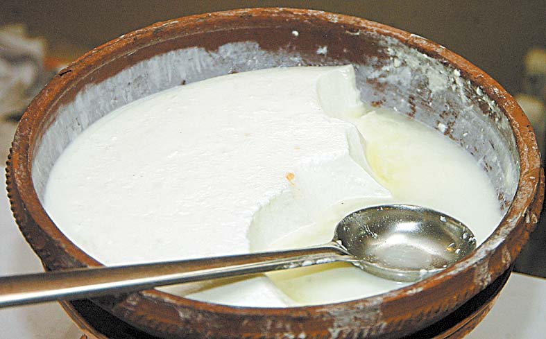 పెరుగు