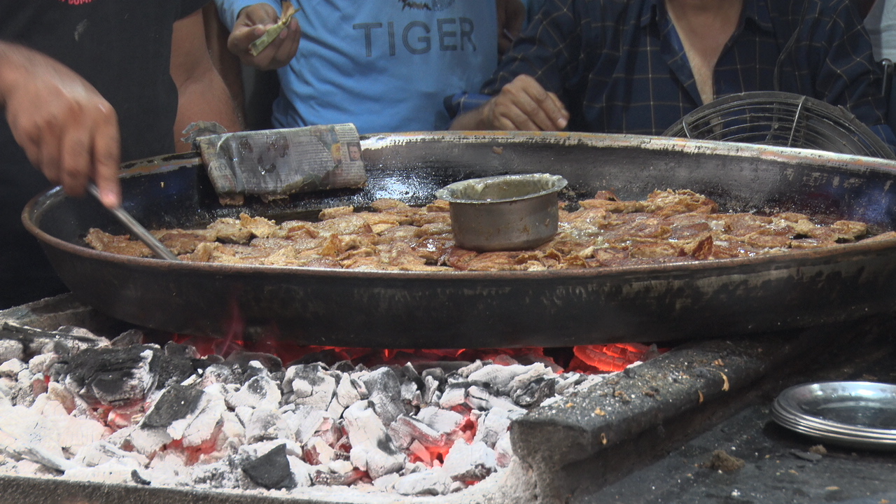 BEYOND KEBABS AND KORMAS UNESCO CREATIVE CITY FOR GASTRONOMY CULINARY TRADITION OF LUCKNOW LUCKNOW NABABI FOOD