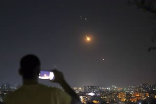 ایران نے اسرائیل کے ہولون پر میزائل داغ دیے