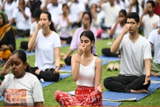 INTERNATIONAL YOGA DAY 2025  DO YOGA FOR 10 MINUTES EVERY DAY  BEST YOGA FOR RELIEVE STRESS