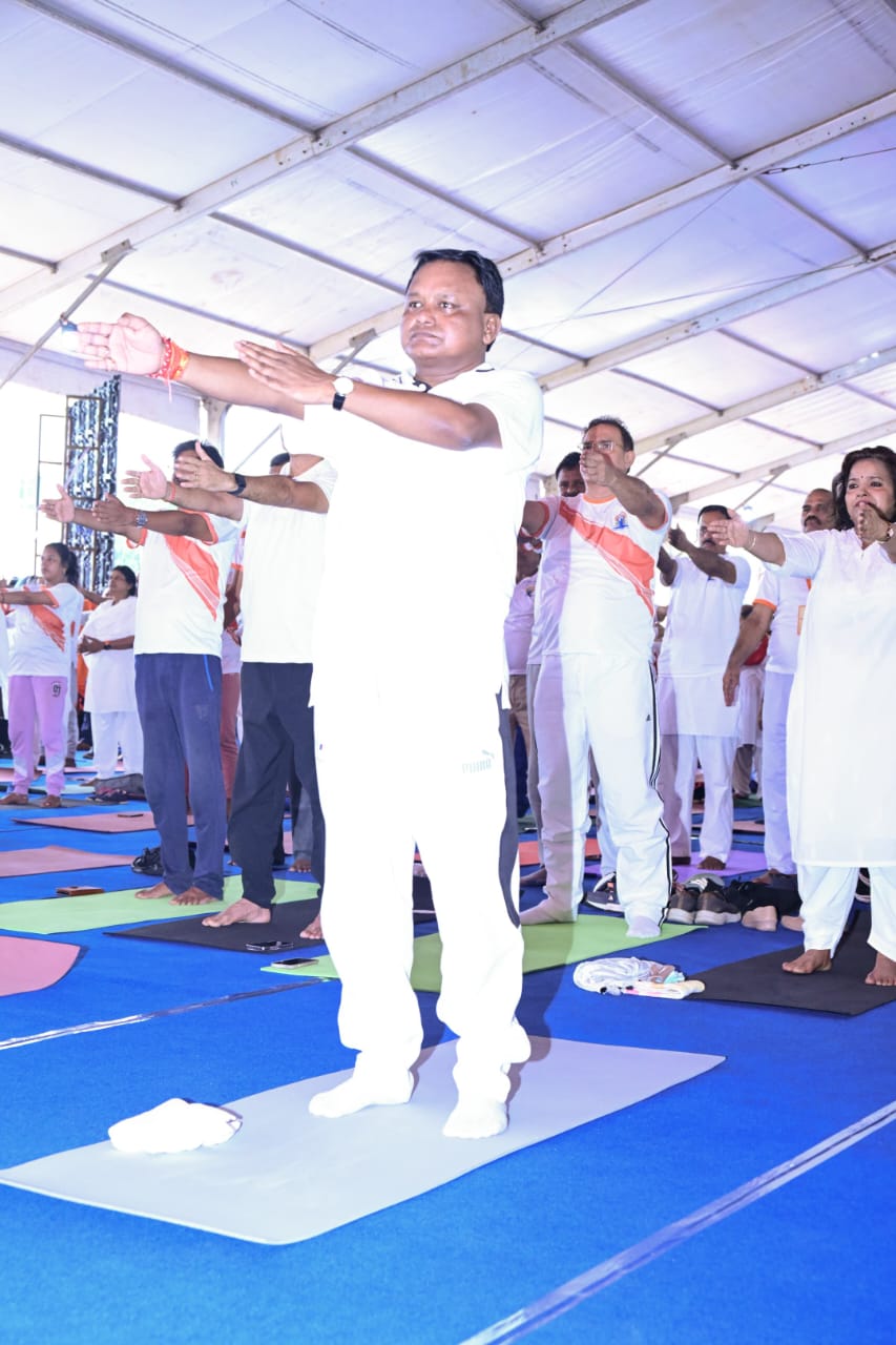 ODISHA CM MOHAN MAJHI YOGA DAY